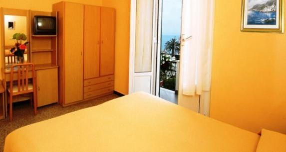 Hotel Villa Bianca Laigueglia Phòng bức ảnh
