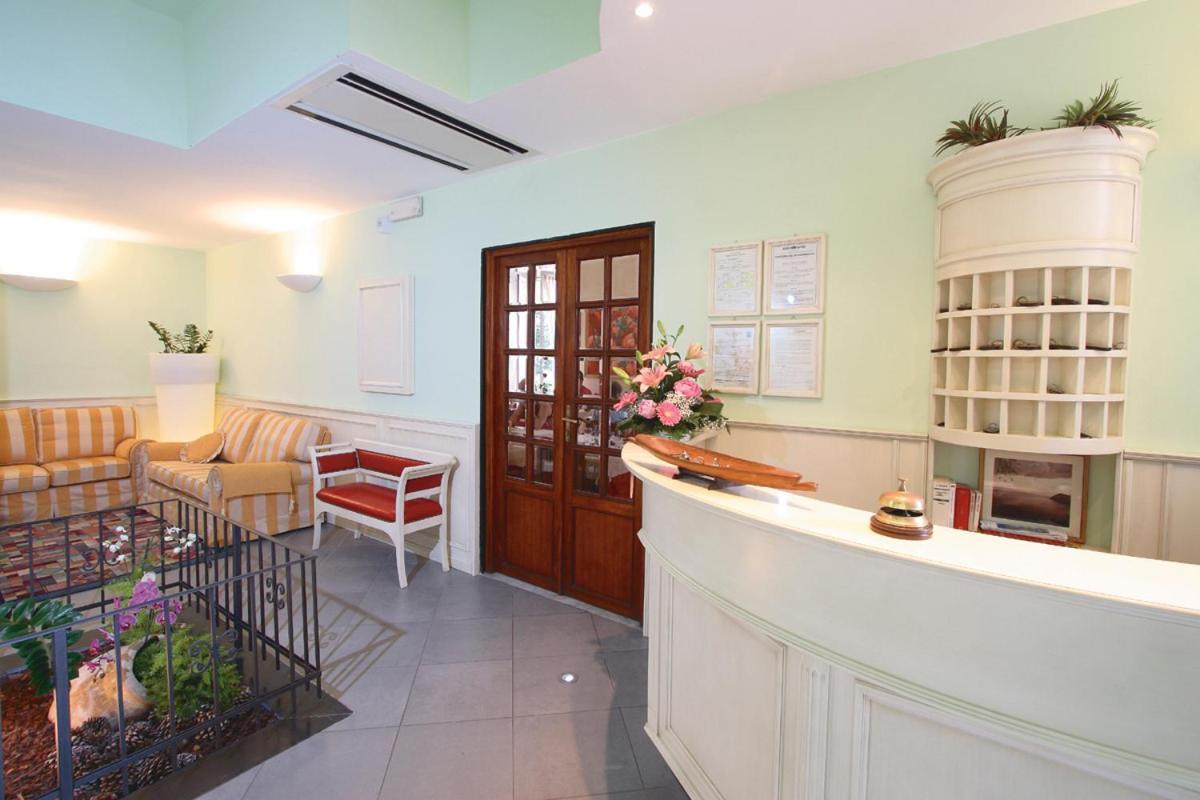 Hotel Villa Bianca Laigueglia Ngoại thất bức ảnh